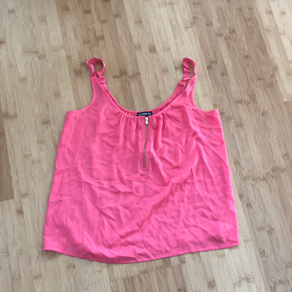Front body pink shirt